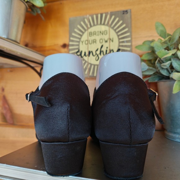 HXYOO Black Ballroom Dance Shoes Social Beginner Salsa Latin Closed Toe Size 6.5 - Picture 8 of 11